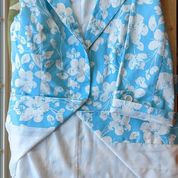 Madison Robin Egg Blue Floral "Trench" Coat NWT - Picture 11 of 16